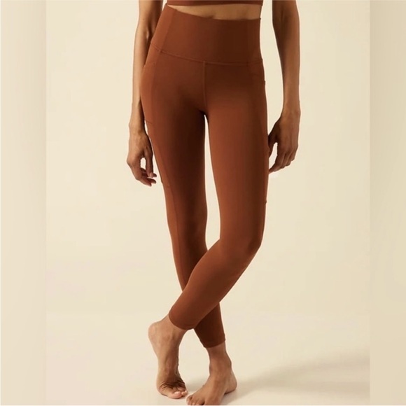 Athleta Salutation Stash Pocket Tight Legging 7/8 - Picture 1 of 6